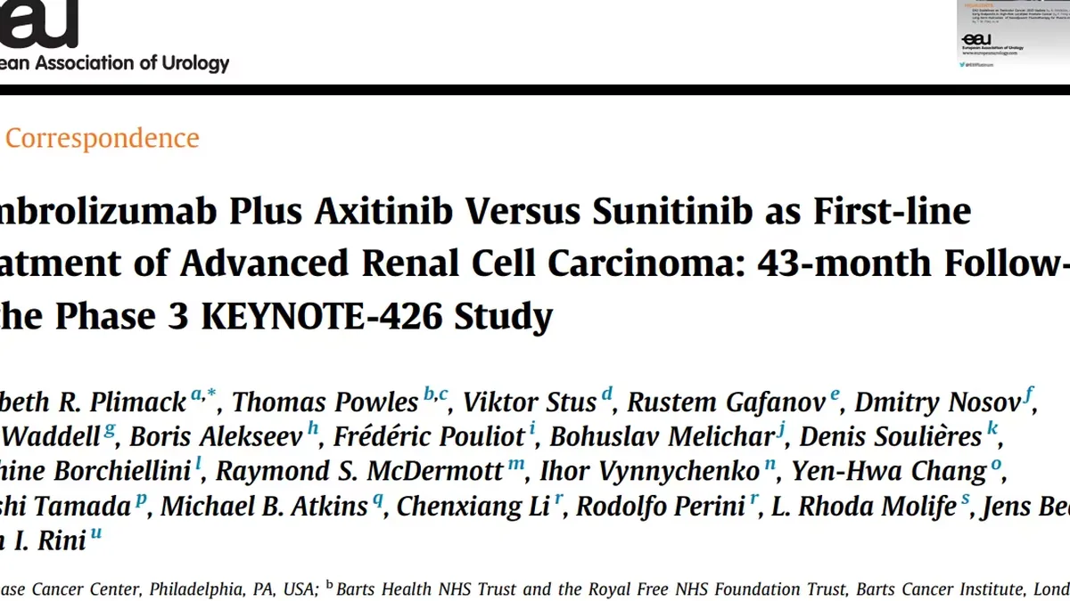 阿西替尼药盒与处方单放在桌上